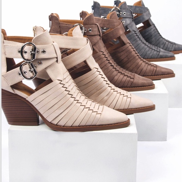 FINALPRICE ♥️Brown Caged Huarache Style BOOTIE - Picture 7 of 8